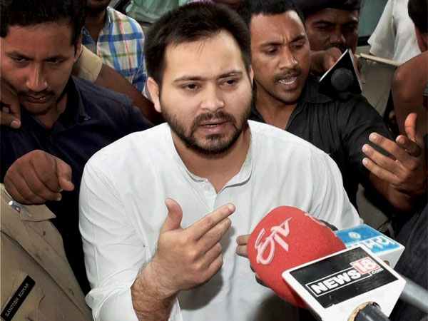 তেজস্বীর যুক্তিতে কংগ্রেস