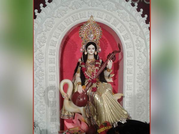 মিথুন ও কর্কট