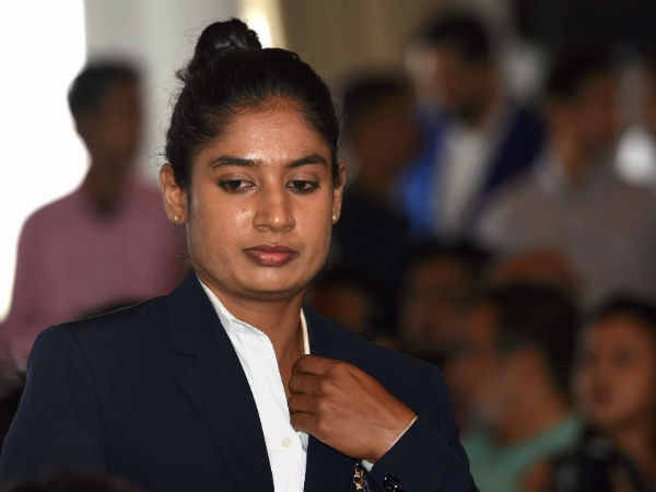 প্রথম দলে থাকা নিয়ে সংশয়, মিতালীর অবসর জল্পনা প্রথম দলে থাকা নিয়ে সংশয়, মিতালীর অবসর জল্পনা