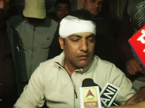 ফের কলঙ্কিত দিল্লি ক্রিকেট! আক্রান্ত প্রধান নির্বাচক ফের কলঙ্কিত দিল্লি ক্রিকেট! আক্রান্ত প্রধান নির্বাচক