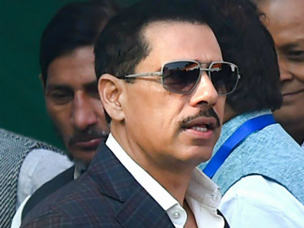প্রিয়াঙ্কার স্বামী রবার্ট ইডির মুখোমুখি! লন্ডনে সম্পত্তি নিয়ে আর্থিক দুর্নীতিতে জেরা প্রিয়াঙ্কার স্বামী রবার্ট ইডির মুখোমুখি! লন্ডনে সম্পত্তি নিয়ে আর্থিক দুর্নীতিতে জেরা