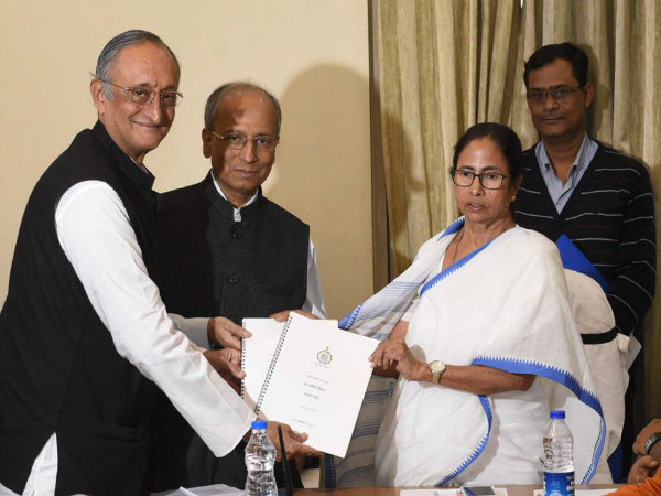 শুধু কেন্দ্র নয়, উপহারের ডালি নিয়ে হাজির রাজ্যের বাজেটও শুধু কেন্দ্র নয়, উপহারের ডালি নিয়ে হাজির রাজ্যের বাজেটও