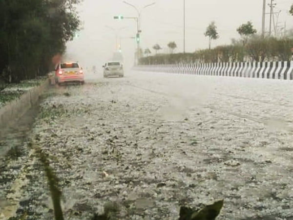 রাজধানী না কাশ্মীর বোঝা দায় রাজধানী না কাশ্মীর বোঝা দায়
