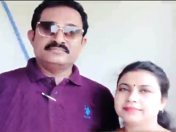 গোয়েন্দা অফিসারের স্ত্রীর রহস্য মৃত্যু! দেহ উদ্ধারে চাঞ্চল্য গোয়েন্দা অফিসারের স্ত্রীর রহস্য মৃত্যু! দেহ উদ্ধারে চাঞ্চল্য