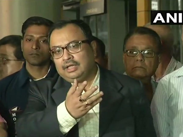 রাজীবের জন্য কষ্ট হয় কুণালের! তবু চিটফান্ড মামলায় নয়া অভিযোগ সিবিআই দফতরে রাজীবের জন্য কষ্ট হয় কুণালের! তবু চিটফান্ড মামলায় নয়া অভিযোগ সিবিআই দফতরে
