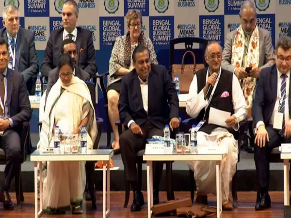 শিল্প সমাবেশেও মোদী বিরোধিতা! লোকসভার পরেই সুনির্দিষ্ট শিল্প নীতি, বললেন মমতা শিল্প সমাবেশেও মোদী বিরোধিতা! লোকসভার পরেই সুনির্দিষ্ট শিল্প নীতি, বললেন মমতা