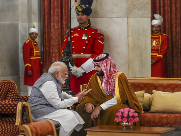 মোদীর তোপে হইচই আরব দুনিয়ায় মোদীর তোপে হইচই আরব দুনিয়ায়