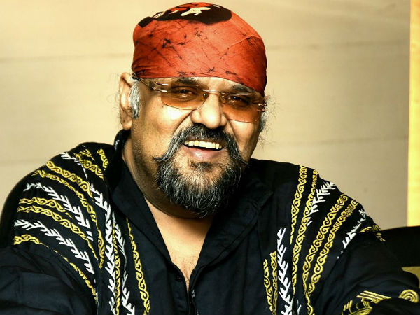 চলে গেলেন স্বপ্ন ফেরিওয়ালা, প্রয়াত নব্বই দশকের জনপ্রিয় শিল্পী প্রতীক চৌধুরী চলে গেলেন স্বপ্ন ফেরিওয়ালা, প্রয়াত নব্বই দশকের জনপ্রিয় শিল্পী প্রতীক চৌধুরী