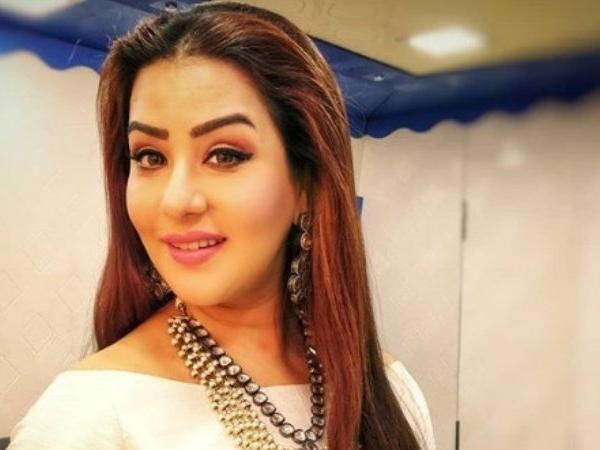 রাজনীতির লড়াইয়ে সিনে-জগৎ