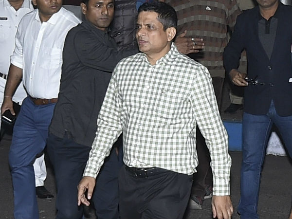 সুপ্রিম কোর্ট ভেবে চিন্তেই রাজীব কুমারের জন্য বেছেছে শিলংকে! বললেন রাজ্যপাল সুপ্রিম কোর্ট ভেবে চিন্তেই রাজীব কুমারের জন্য বেছেছে শিলংকে! বললেন রাজ্যপাল