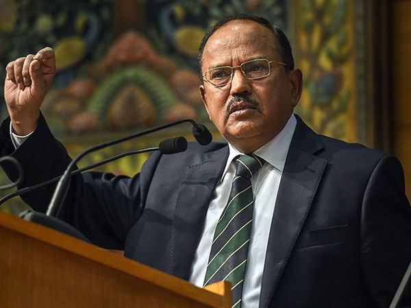 পুলওয়ামায় শহিদদের প্রতি শ্রদ্ধার্ঘ
