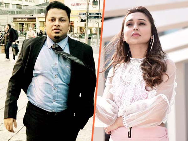 মিমির বিরুদ্ধে প্রার্থী হয়েই ফিল্মি গানের মেজাজে অনুপম! ভোটযুদ্ধে কোন ইঙ্গিত বিজেপি নেতার মিমির বিরুদ্ধে প্রার্থী হয়েই ফিল্মি গানের মেজাজে অনুপম! ভোটযুদ্ধে কোন ইঙ্গিত বিজেপি নেতার
