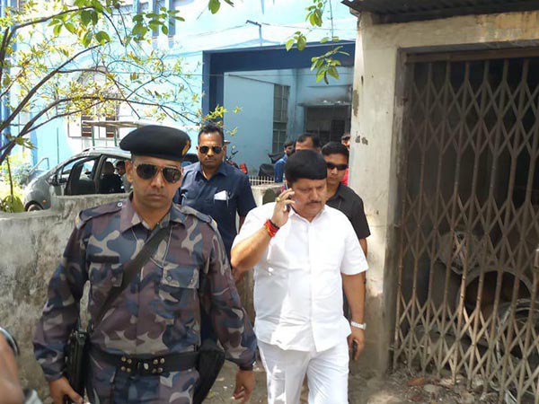 তৃণমূলের যুবরাজ তো আর সিপিএমের মার খাননি! অভিষেককে ভোট-বার্তা অর্জুনের তৃণমূলের যুবরাজ তো আর সিপিএমের মার খাননি! অভিষেককে ভোট-বার্তা অর্জুনের