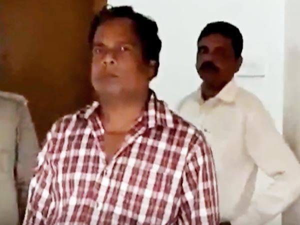 লোকসভা ভোটের আগে বিপুল বিস্ফোরক! পশ্চিম মেদিনীপুরে গ্রেফতার ১ লোকসভা ভোটের আগে বিপুল বিস্ফোরক! পশ্চিম মেদিনীপুরে গ্রেফতার ১