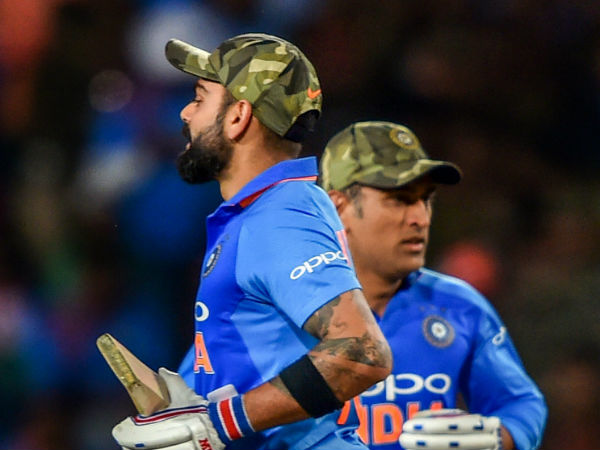 ভারতের সেনা টুপি পরা নিয়েও জলঘোলা ভারতের সেনা টুপি পরা নিয়েও জলঘোলা