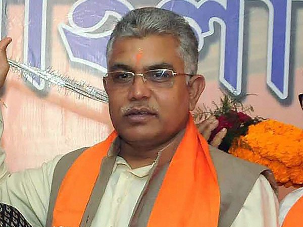 ১৫ দিনের মধ্যে তৃণমূল বলে কিছু থাকবে না হুঁশিয়ারি দিলীপের ১৫ দিনের মধ্যে তৃণমূল বলে কিছু থাকবে না হুঁশিয়ারি দিলীপের