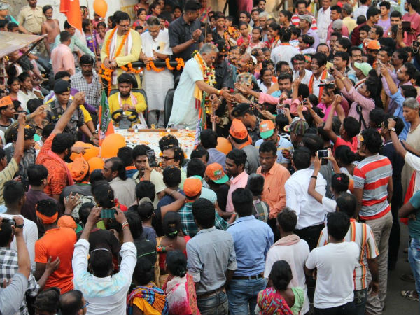 বিজেপির লাইনে থাকা তৃণমূলীদের নিয়ে দিলীপ ঘোষ বিজেপির লাইনে থাকা তৃণমূলীদের নিয়ে দিলীপ ঘোষ