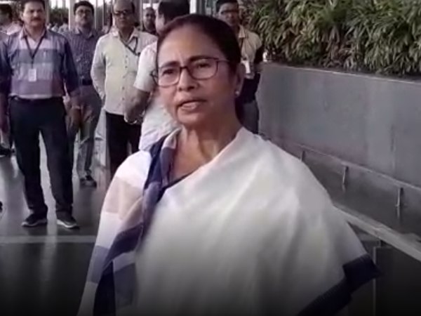 গণতন্ত্র বাঁচাতে একজোট হওয়ার ডাক