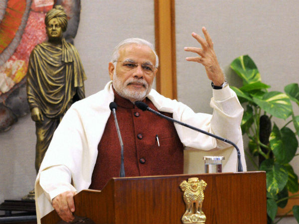 ১ কোটির লক্ষ্যে মোদী