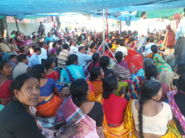 এসএসকে-এমএসকেদের নিয়ে ভিন্ন অবস্থান শিক্ষামন্ত্রীর! রাতভর অনশন বিকাশভবন চত্বরে এসএসকে-এমএসকেদের নিয়ে ভিন্ন অবস্থান শিক্ষামন্ত্রীর! রাতভর অনশন বিকাশভবন চত্বরে