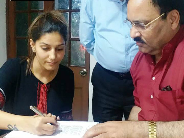 নতুন ইনিংস শুরু করলেন স্বপ্না চৌধুরী, সামনে কঠিন চ্যালেঞ্জ নতুন ইনিংস শুরু করলেন স্বপ্না চৌধুরী, সামনে কঠিন চ্যালেঞ্জ