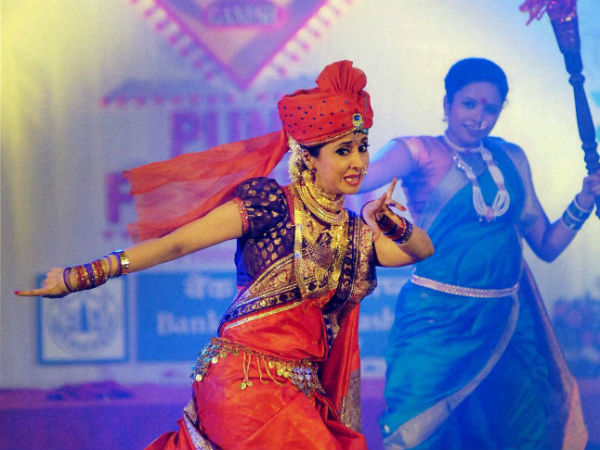 ঊর্মিলার কংগ্রেসে যোগ