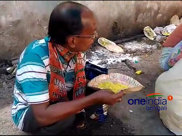 খিচুড়ি-আলুরদম!