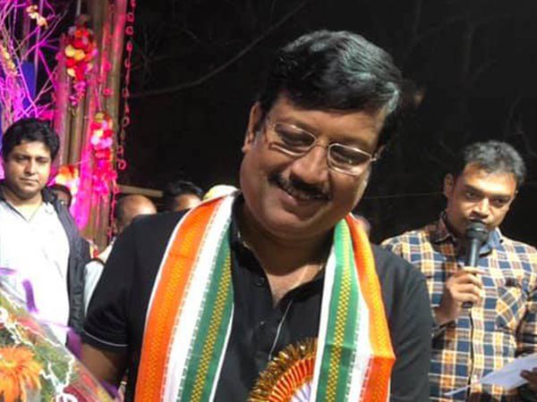 স্লোগান বিতর্কে সব্যসাচী