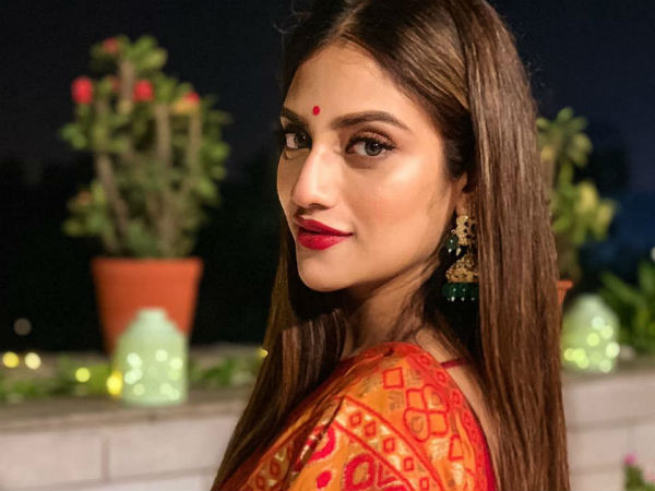 মুখ্যমন্ত্রী মমতা বন্দ্যোপাধ্যায় ও 'দিদি' হিসাবে মমতা বন্দ্যোপাধ্যায়ের মধ্যে কোন পার্থক্যগুলো আপনি দেখেছেন?