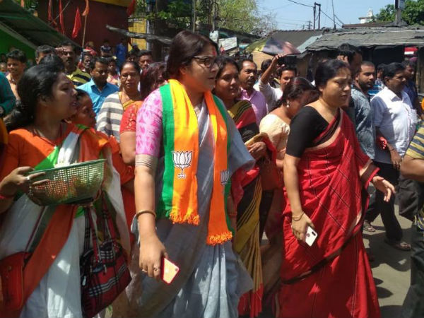 মিমি, নুসরত এমনকি আপনাকে নিয়েও রাজনৈতিক ট্রোল পাল্টা ট্রোলে সোশ্যাল মিডিয়া ভরে উঠেছে। এই বিষয়ে আপনার কী বার্তা?