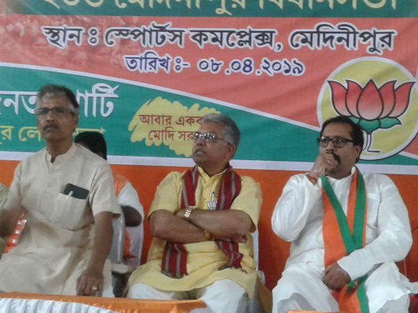 তৃণমূলীদের ডেথ সার্টিফিকেট তৈরি! দিলীপের উস্কানিমূলক মন্তব্যের বিরুদ্ধে কমিশনে তৃণমূলীদের ডেথ সার্টিফিকেট তৈরি! দিলীপের উস্কানিমূলক মন্তব্যের বিরুদ্ধে কমিশনে