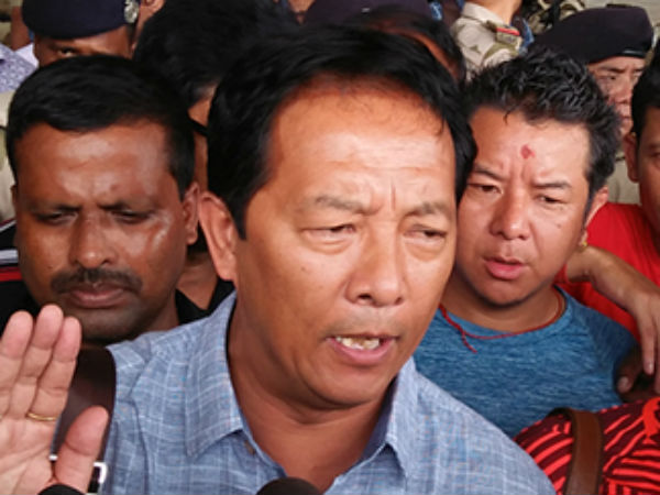 বিনয় তামাংকে বেছে নিয়েছেন মমতা