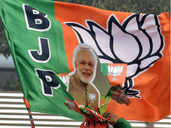 'কাঁচরাপাড়া-বীজপুরে তৃণমূল থাকবে না'