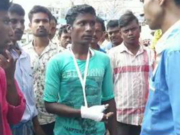 বিজেপি কর্মীর আঙুল কাটার পাল্টা জবাবে তৃণমূল নেতার বাড়ি দখল! রণক্ষেত্র মল্লারপুর বিজেপি কর্মীর আঙুল কাটার পাল্টা জবাবে তৃণমূল নেতার বাড়ি দখল! রণক্ষেত্র মল্লারপুর