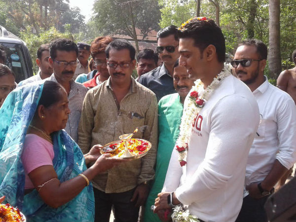 আজও ‘লাল’-গড় হয়েই আছে মহিষদা, সিপিএমের ‘শেষপুর’ হতে দেয়নি অধিকারীরাই আজও ‘লাল’-গড় হয়েই আছে মহিষদা, সিপিএমের ‘শেষপুর’ হতে দেয়নি অধিকারীরাই