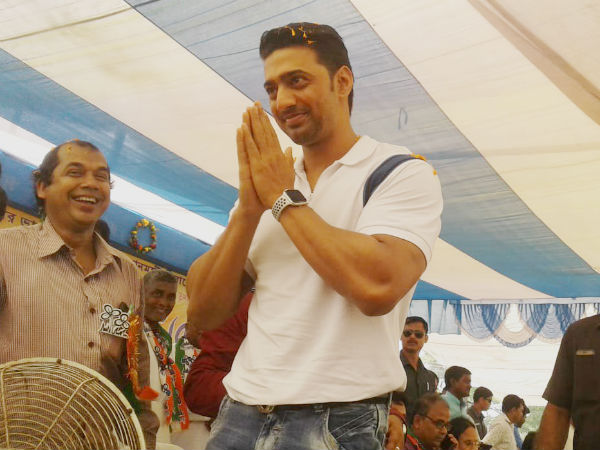 দেব যখন রাজু
