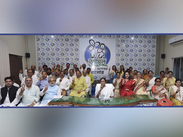 বাংলাদেশী শরণার্থীদের নিয়ে যেখানে প্রবল হৈচৈ, সেখানে এমন কাণ্ড বাঞ্চনীয় নয়