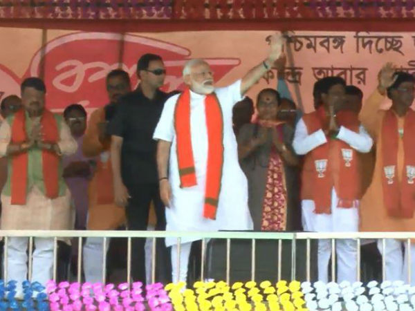 মোদীকে প্রার্থী হতে আবেদন