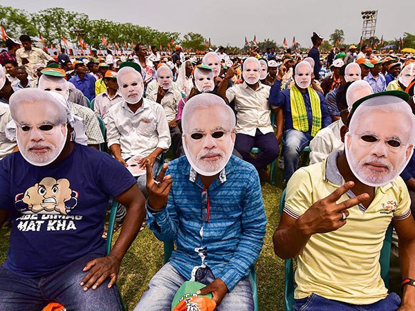 মোদীকে চাক্ষুষ দেখবার স্বপ্ন ছিল হুগলির সুজিতের, ব্রিগেডের পথে রওনা দিতেই মর্মান্তিক কাণ্ড মোদীকে চাক্ষুষ দেখবার স্বপ্ন ছিল হুগলির সুজিতের, ব্রিগেডের পথে রওনা দিতেই মর্মান্তিক কাণ্ড