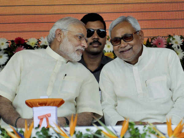 সম্পর্ক আপাতভাবে ভালো মনে হলেও চোরাস্রোতও রয়েছে