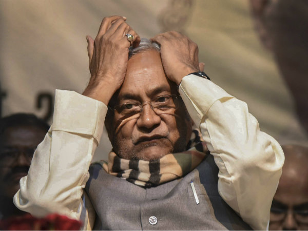 বিজেপির সঙ্গে জোট বেঁধে অসুবিধায় পড়েছে জাতি-সংখ্যালঘু রাজনীতি করা দলগুলি
