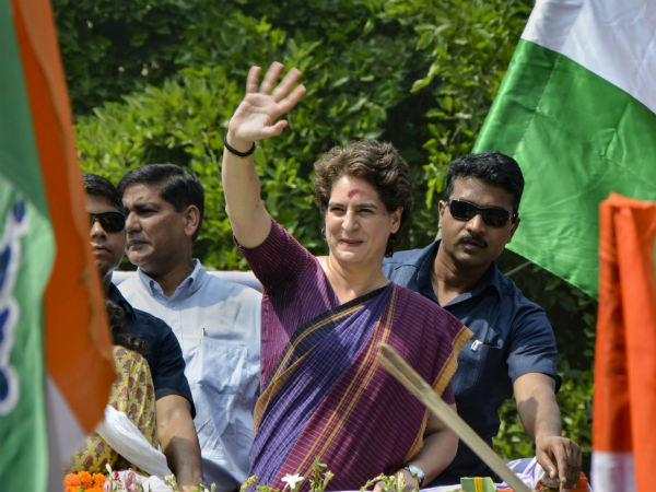 বারাণসী নয়, উত্তরপ্রদেশের এই কেন্দ্র থেকে সম্ভবত লড়বেন প্রিয়াঙ্কা! কী বলছে কংগ্রেসের সূত্র বারাণসী নয়, উত্তরপ্রদেশের এই কেন্দ্র থেকে সম্ভবত লড়বেন প্রিয়াঙ্কা! কী বলছে কংগ্রেসের সূত্র