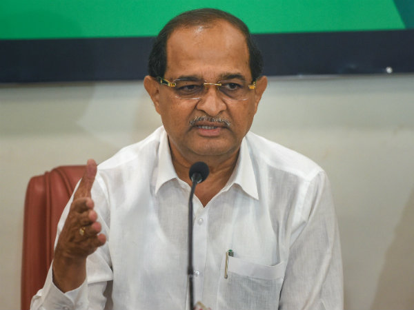 বিজেপির হয়ে ভোট প্রচার মহারাষ্ট্রের বরিষ্ঠ কংগ্রেস নেতার বিজেপির হয়ে ভোট প্রচার মহারাষ্ট্রের বরিষ্ঠ কংগ্রেস নেতার