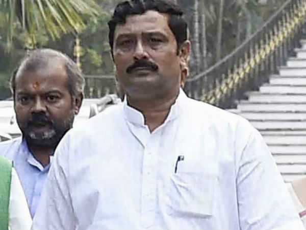 রাহুল সিনহার নির্বাচনী প্রচারে তৃণমূলের মোদী চোর হ্যায় স্লোগান রাহুল সিনহার নির্বাচনী প্রচারে তৃণমূলের মোদী চোর হ্যায় স্লোগান