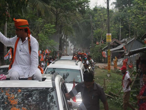 শান্তনু ঠাকুরের ঘনিষ্ঠ মহলের দাবি