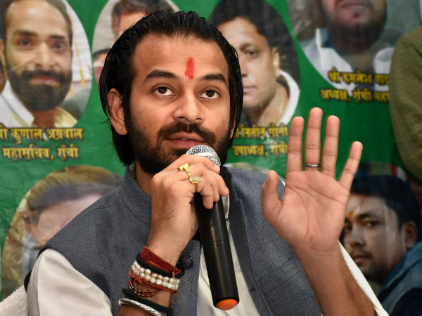 দলীয় কর্মীদের জন্য টিকিট চাই