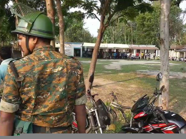 প্রাণহানি এড়ানো গেল না এবারও, এক ভোটারের পর তৃতীয় দফায় মৃত্যু ভোটকর্মীরও প্রাণহানি এড়ানো গেল না এবারও, এক ভোটারের পর তৃতীয় দফায় মৃত্যু ভোটকর্মীরও