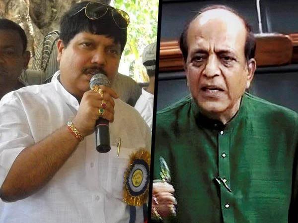হাড্ডাহাড্ডি লড়াইয়ে জয়