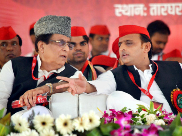 আজম খানকে ফের ৪৮ ঘণ্টা ব্যান করল কমিশন আজম খানকে ফের ৪৮ ঘণ্টা ব্যান করল কমিশন