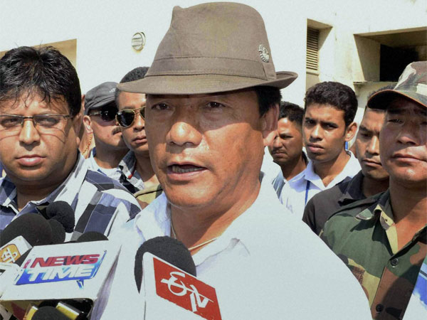 গুরুংয়ের চালে মাত